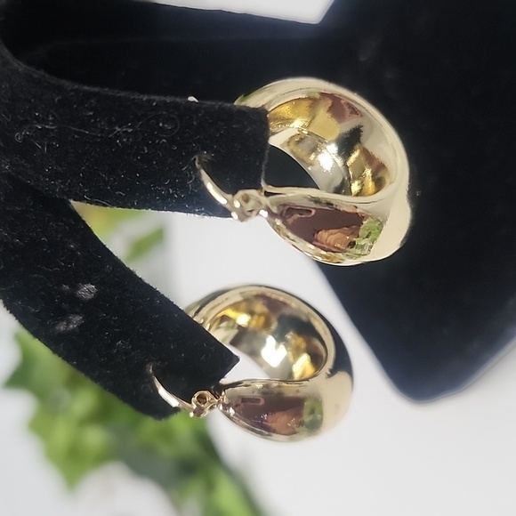 18k Gold Filled Basket Hollow Hoop Earrings New - Picture 4 of 7